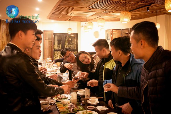 to-chuc-su-kien-8-3-2017-vietwind-22